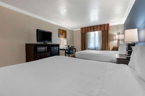 Best Western Colonial Inn image 17