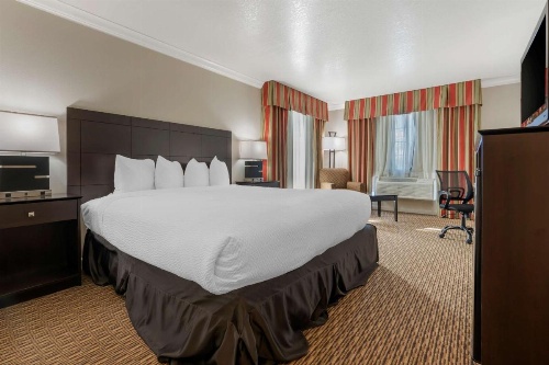 Best Western Colonial Inn image 21