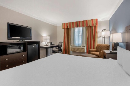Best Western Colonial Inn image 24