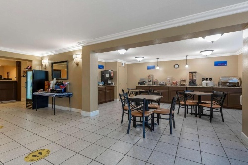 Best Western Colonial Inn image 9